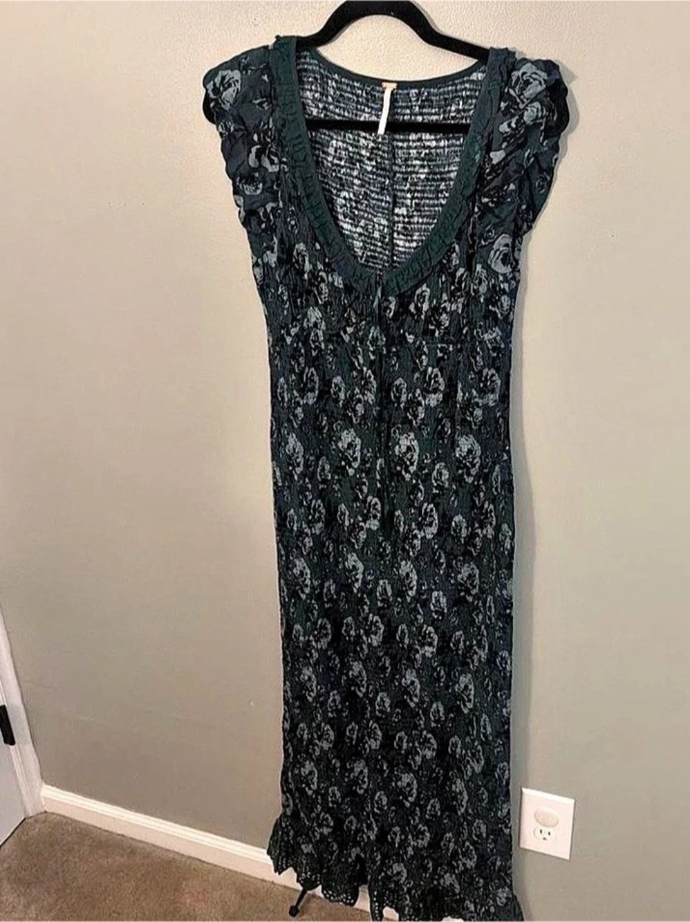 Free People Oasis Floral Smocked Maxi Dress in Green & Black Size Small